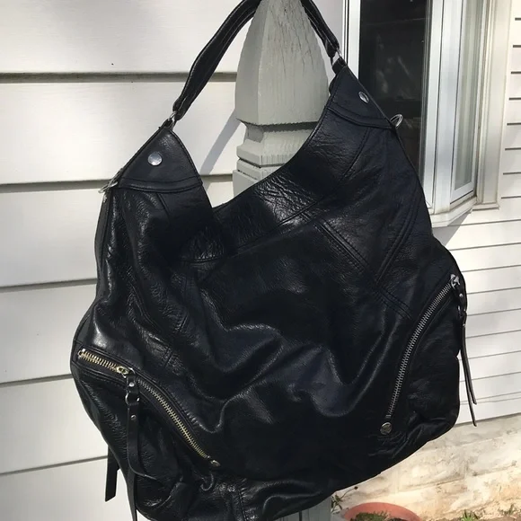 Andrew Marc New York Black Leather Shoulder Bag - Picture 2 of 9